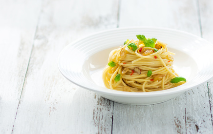 Spaghetti al aglio